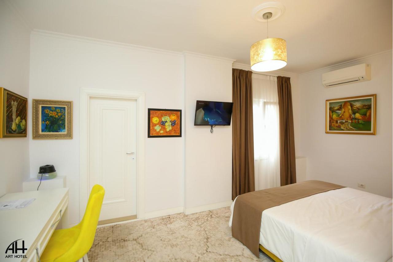 Art Hotel ติรานา ภายนอก รูปภาพ