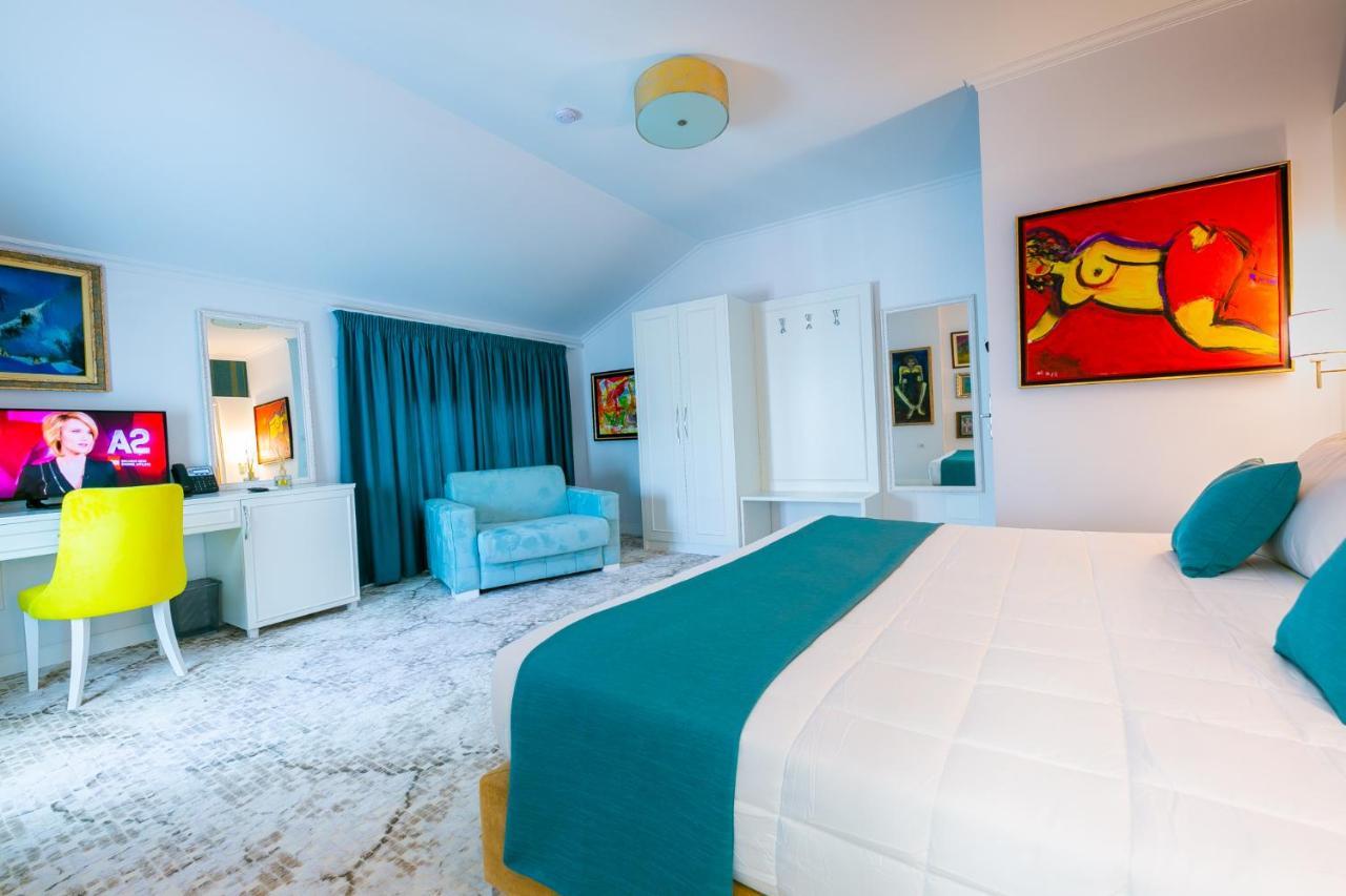 Art Hotel ติรานา ภายนอก รูปภาพ